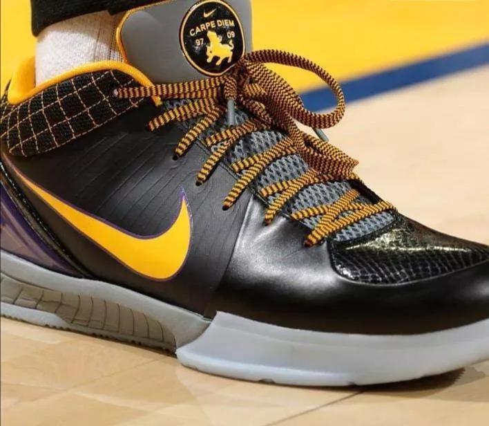 球盟会官方-库里常规赛三分球总数最新到今天为止