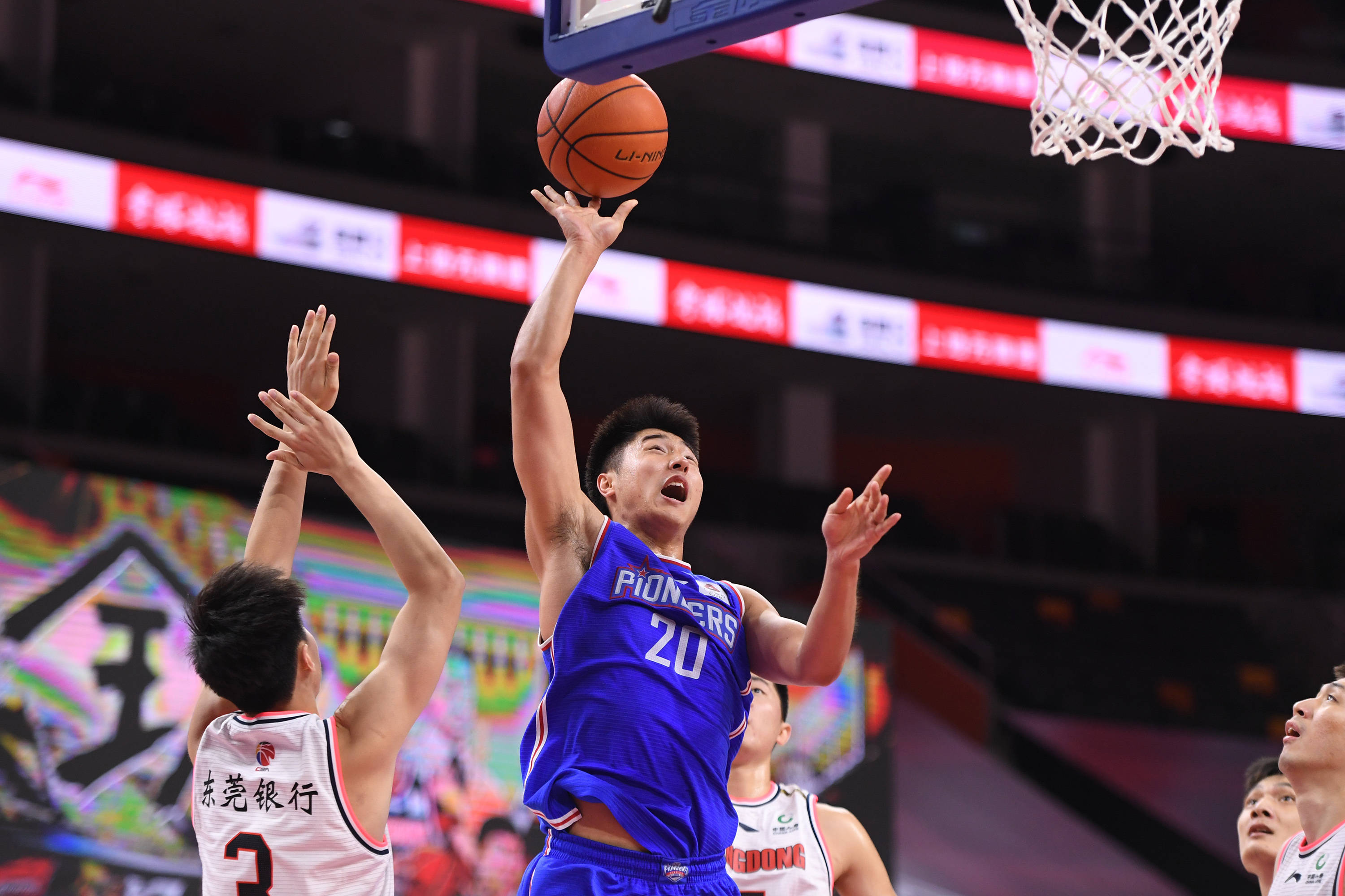 球盟会平台-河南球员在比赛中表现出色,荣膺最佳球员是谁